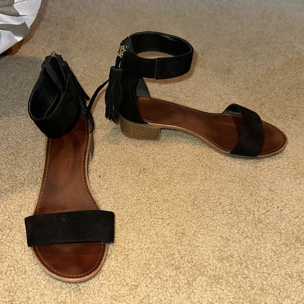 Black sandals